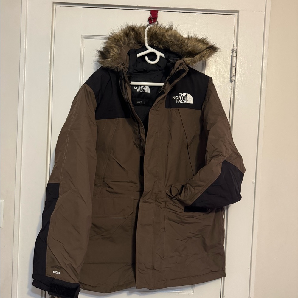 The North Face Men's Brown and Black Ski Jacket